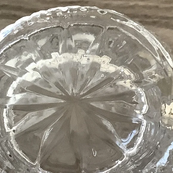 Imperilux Cut Glass Bowl - Picture 4 of 5